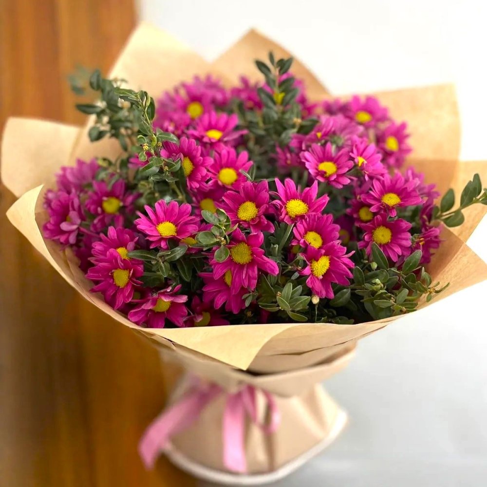 Букет цветов из: Хризантемы
